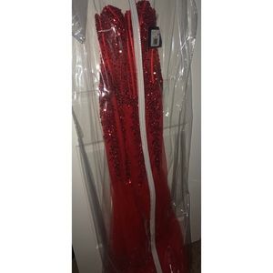 Long red prom dress
